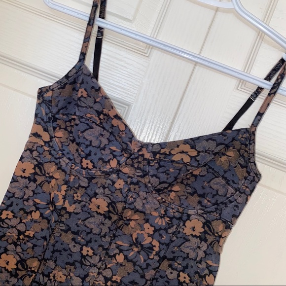 Aritzia Wilfred Floral Print Bustier in Size M - Picture 2 of 4